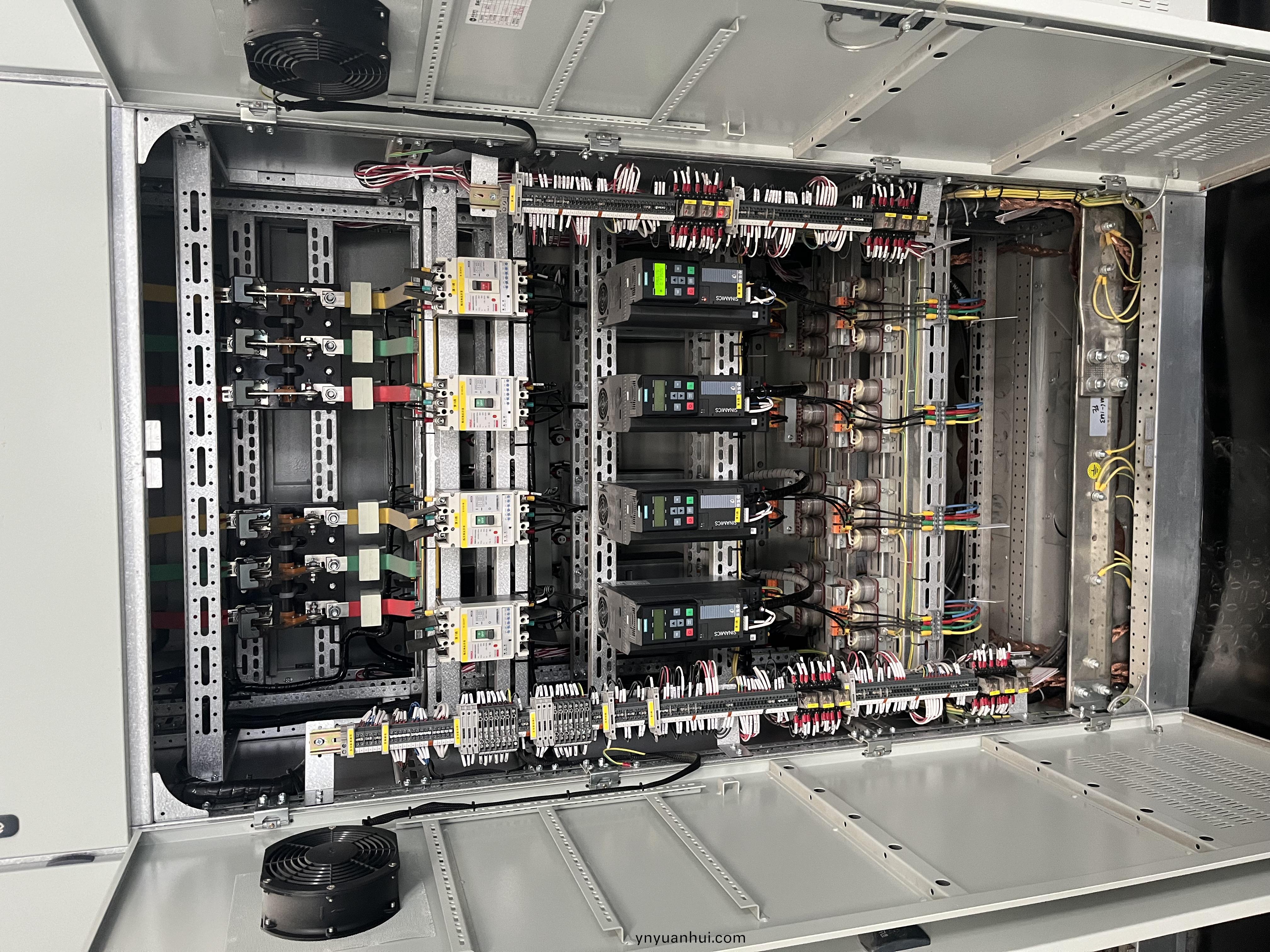 1693875120433712.jpg 1693875120433712.jpg